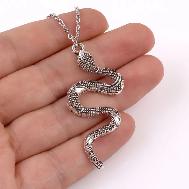 Creative Retro Necklace