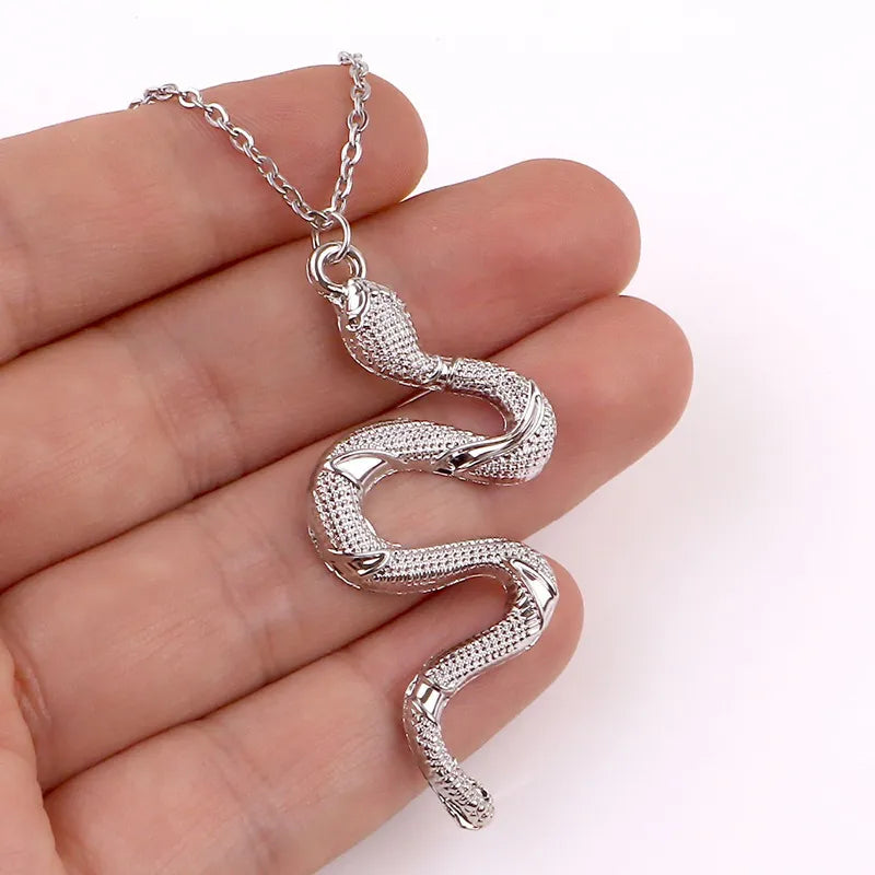 Creative Retro Necklace