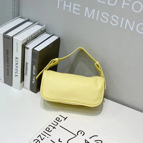 Candy Color Portable Zipper Dumpling Hand Bag