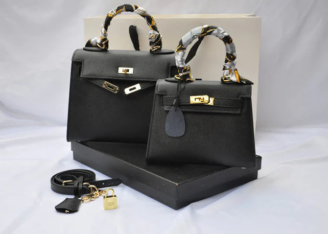 Elegant Leather Palm Hand Bag