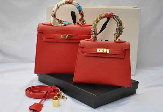 Elegant Leather Palm Hand Bag